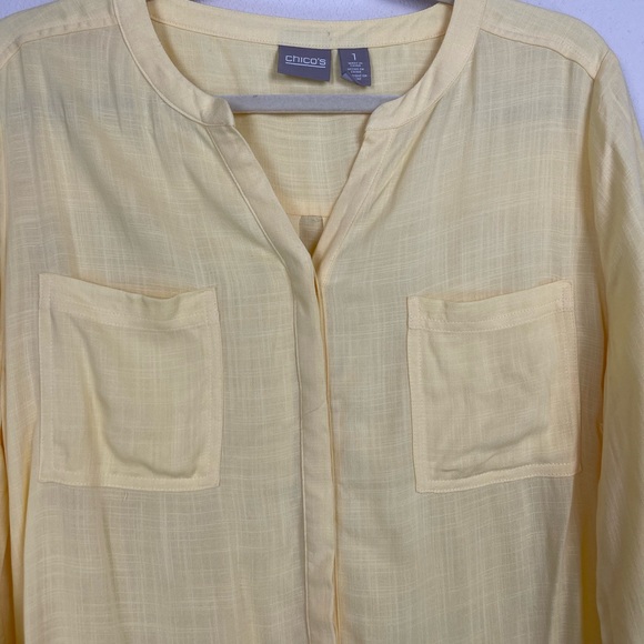🥑5/$25 Chico's womens 3/4 Sleeve yellow Button Blouse Size 1 medium - Picture 3 of 5
